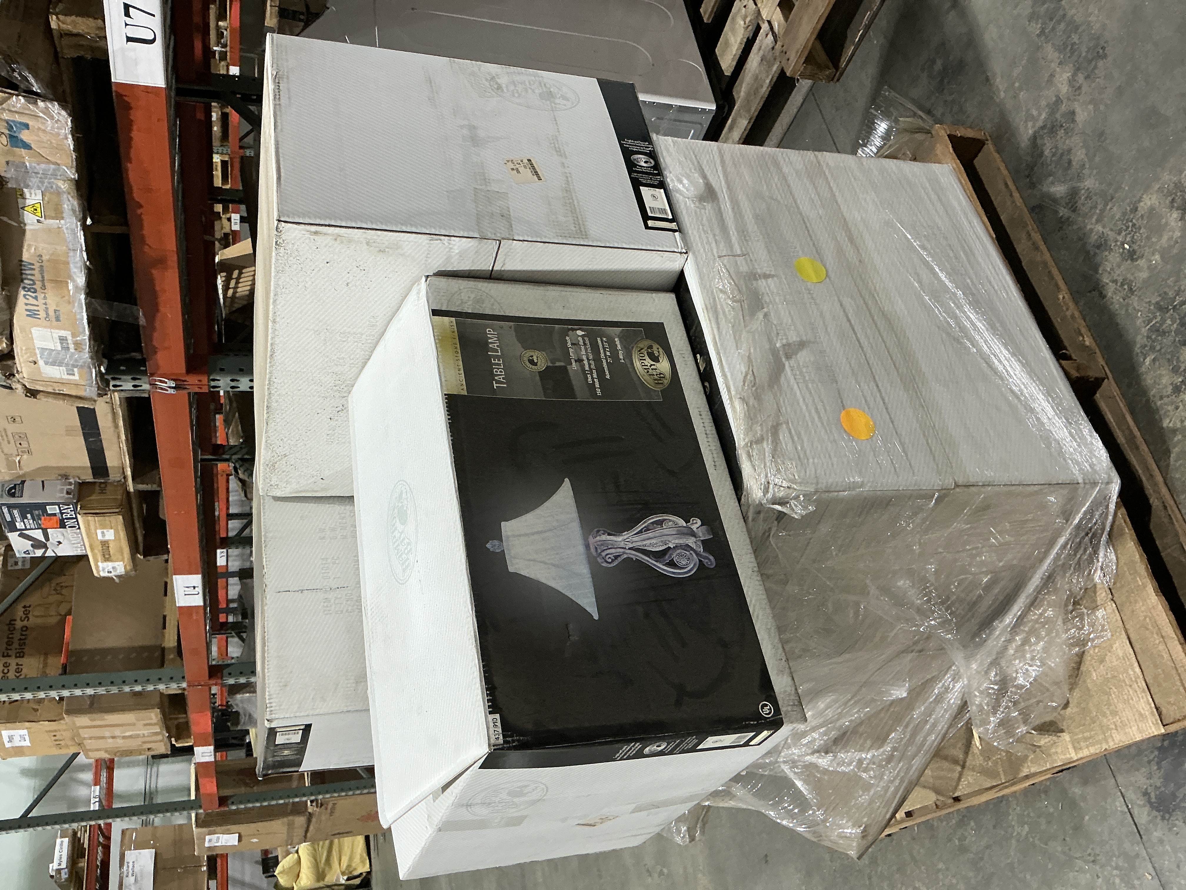 Pallet of 6 Table lamp